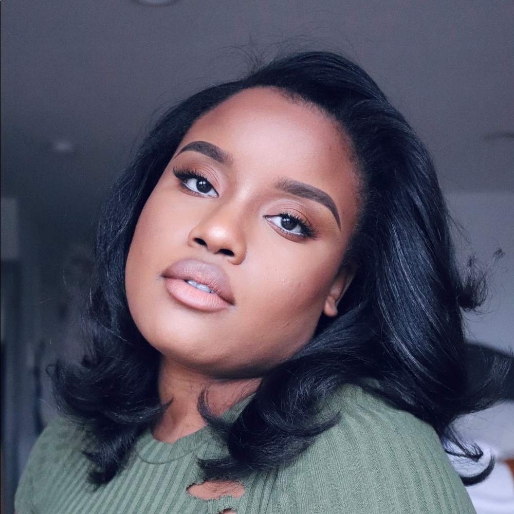 Meet your Posher, Monet